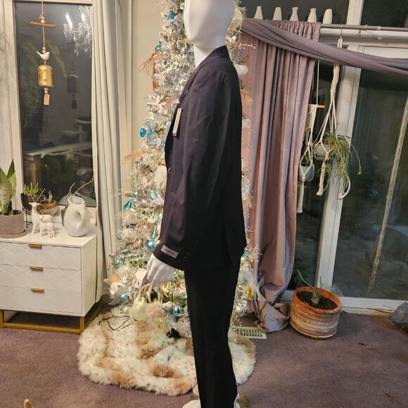 NWT Kenneth Cole Tuxedo, Formal Suit for Black Tie, 48R - Picture 9 of 10